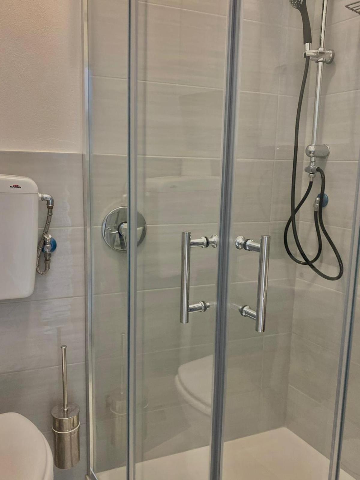 לריצ'י Central Seaview Apartment מראה חיצוני תמונה